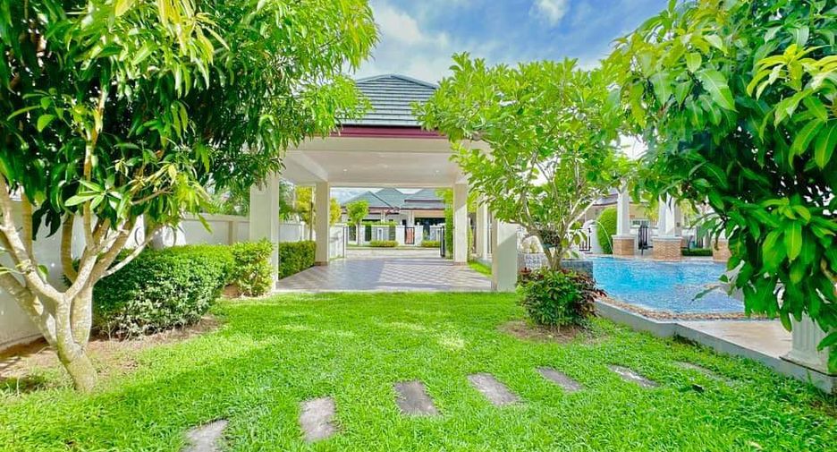À louer et à vendre 4 chambres maison à Bang Lamung, Chonburi