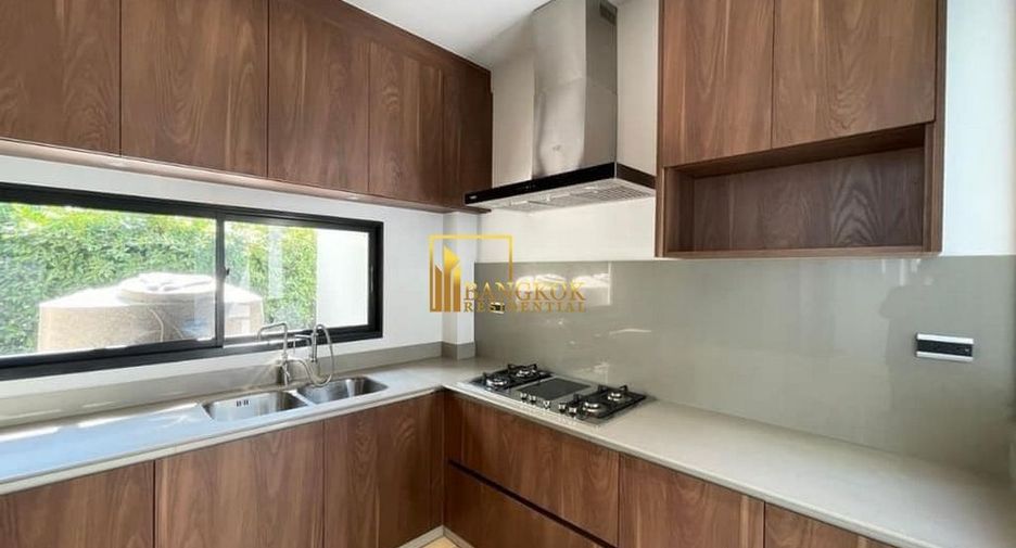 Casa en alquiler de 3 habitaciones en Bang Kapi, Bangkok