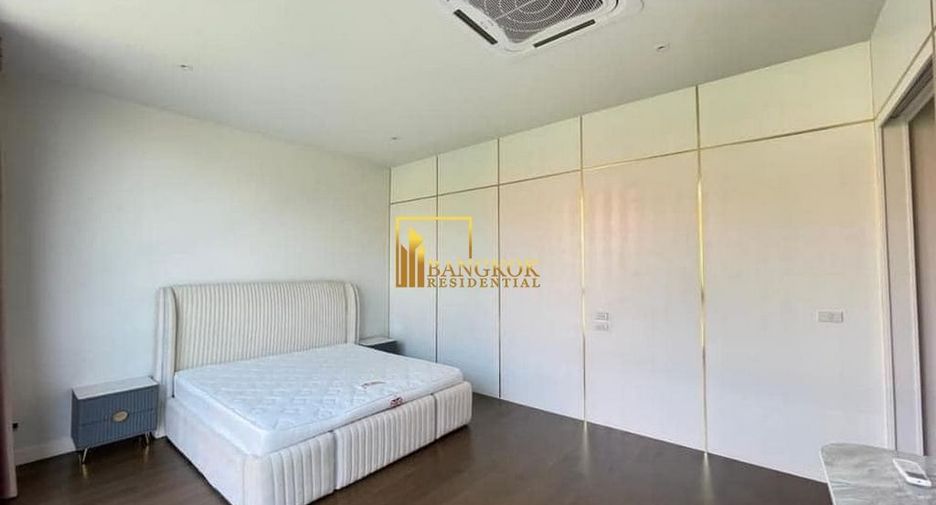 Casa en alquiler de 3 habitaciones en Bang Kapi, Bangkok
