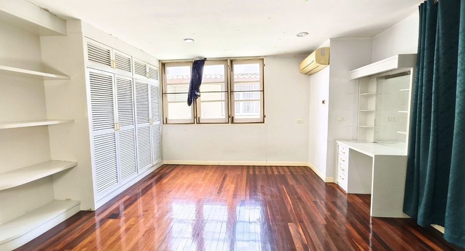 For rent and for sale 4 bedrooms house in Suan Luang, Bangkok