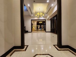 Casa en alquiler de 4 habitaciones en Khlong Toei, Bangkok