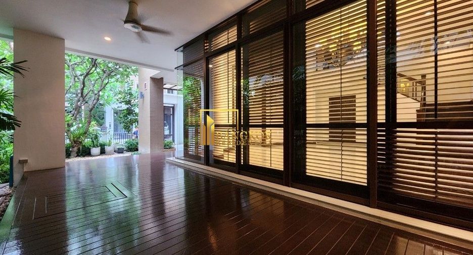 Casa en alquiler de 4 habitaciones en Khlong Toei, Bangkok
