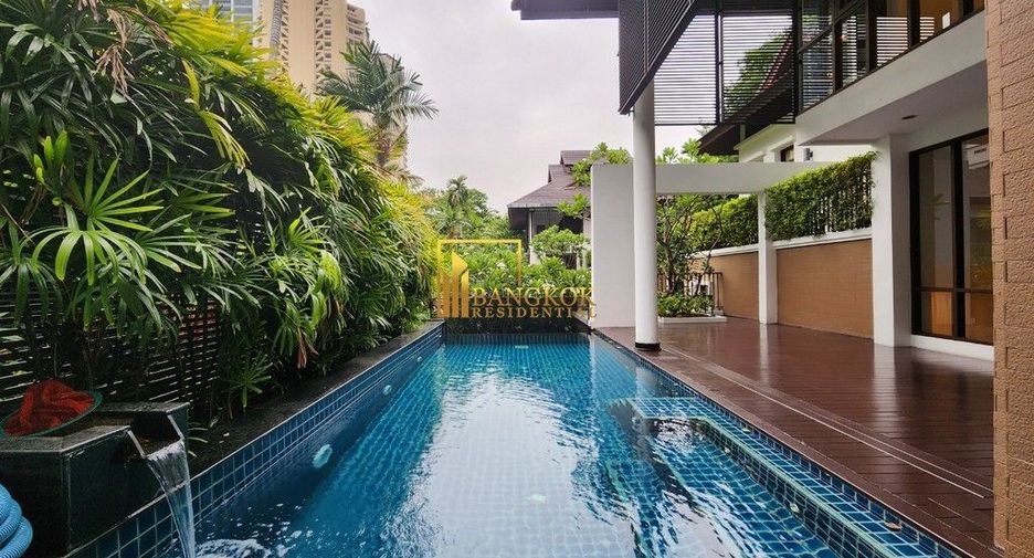 Casa en alquiler de 4 habitaciones en Khlong Toei, Bangkok