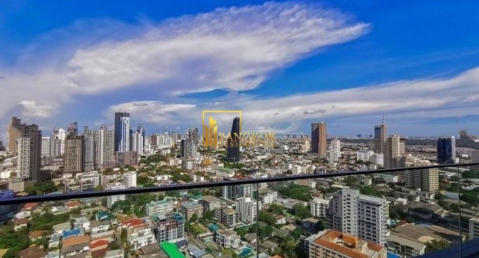 Condo en alquiler de 4 habitaciones en Khlong Toei, Bangkok