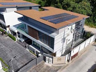 Villa en venta de 5 habitaciones en Bang Lamung, Chonburi