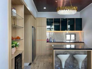 Villa en venta de 5 habitaciones en Bang Lamung, Chonburi