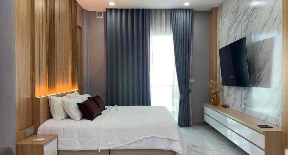Villa en venta de 5 habitaciones en Bang Lamung, Chonburi