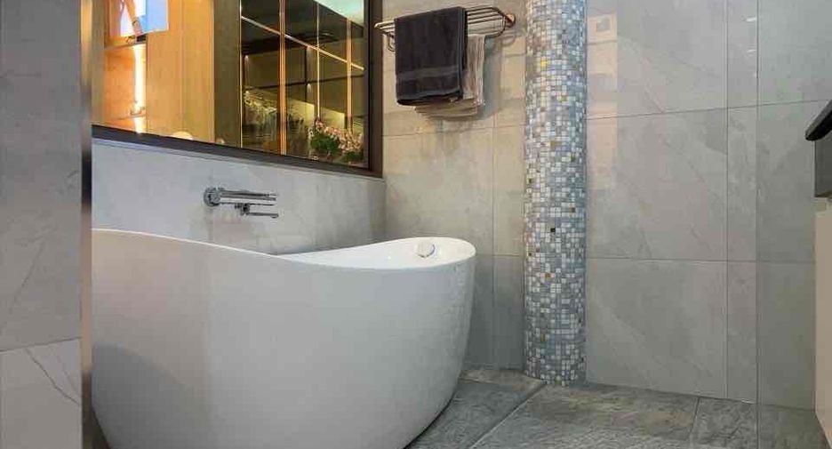 Villa en venta de 5 habitaciones en Bang Lamung, Chonburi