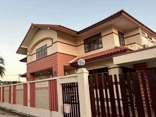 For rent 5 bedrooms house in Bang Bua Thong, Nonthaburi