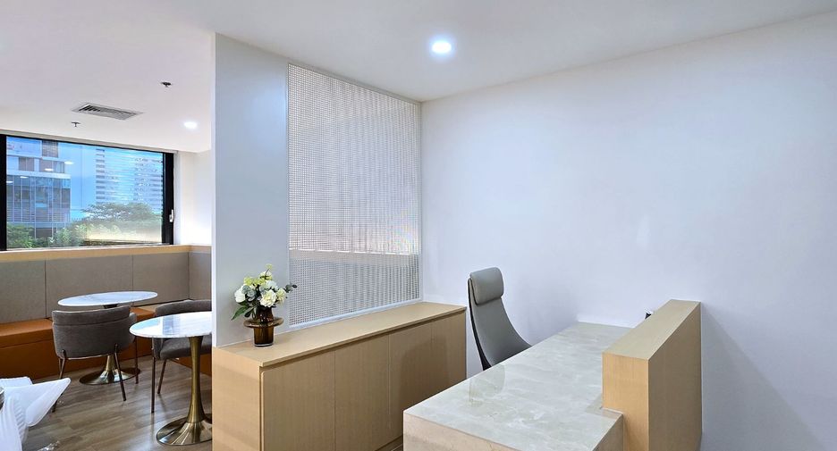 For rent office in Pathum Wan, Bangkok