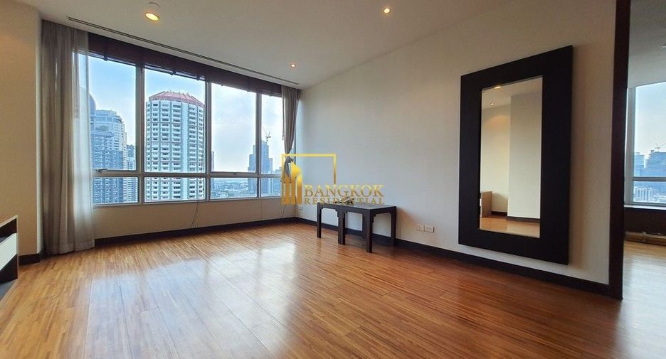 Apartamento en alquiler de 4 habitaciones en Watthana, Bangkok