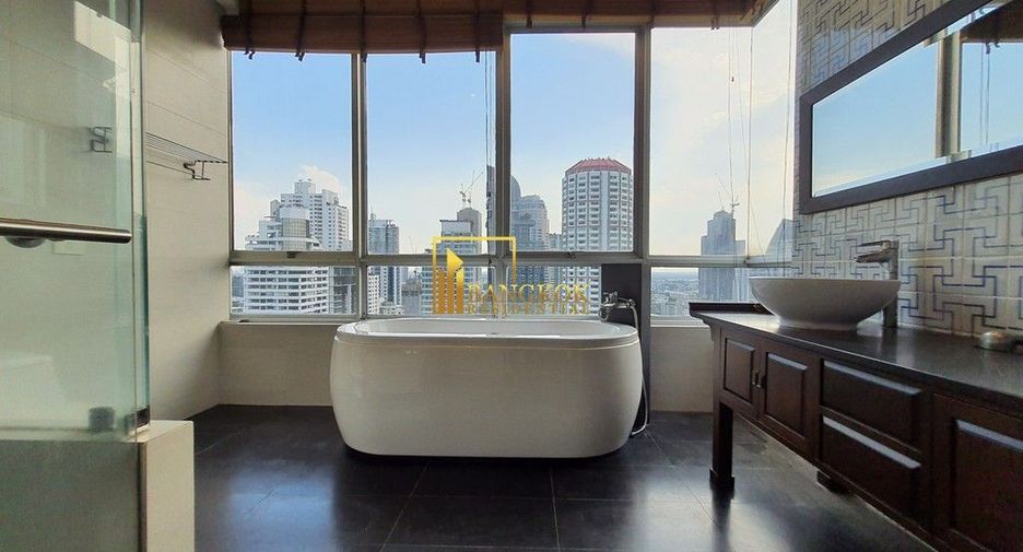 Apartamento en alquiler de 4 habitaciones en Watthana, Bangkok