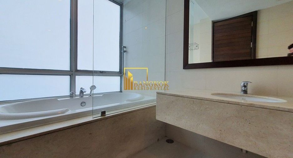 Apartamento en alquiler de 4 habitaciones en Watthana, Bangkok