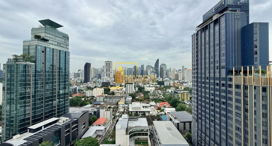 À louer 4 chambres appartement à Watthana, Bangkok