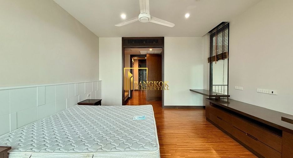 À louer 4 chambres appartement à Watthana, Bangkok