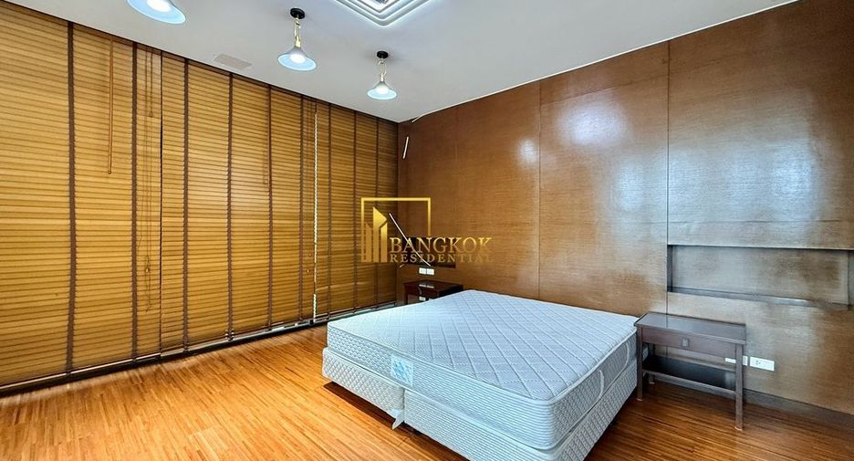 À louer 4 chambres appartement à Watthana, Bangkok