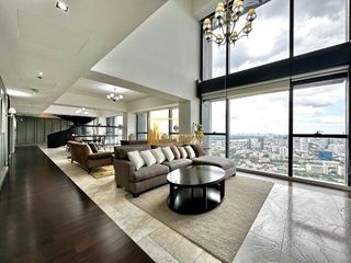 For rent 4 bedrooms condo in Sathon, Bangkok