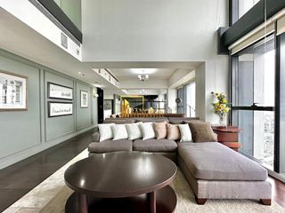 For rent 4 bedrooms condo in Sathon, Bangkok
