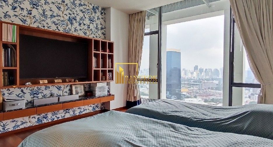 For rent 4 bedrooms condo in Sathon, Bangkok