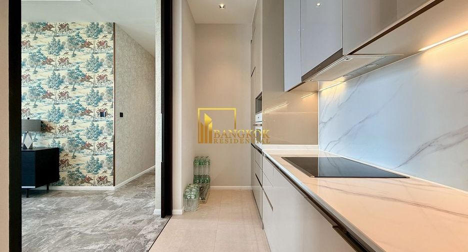 For rent 3 bedrooms condo in Khlong Toei, Bangkok