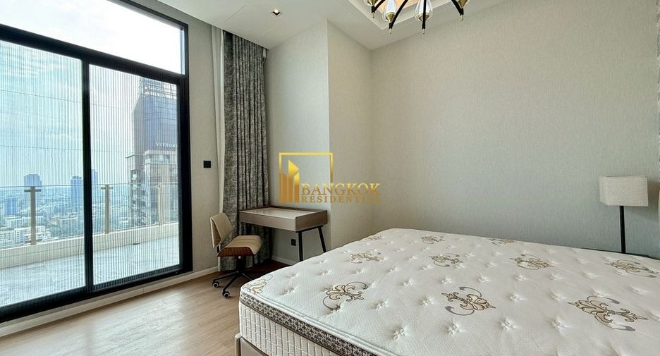 For rent 3 bedrooms condo in Khlong Toei, Bangkok
