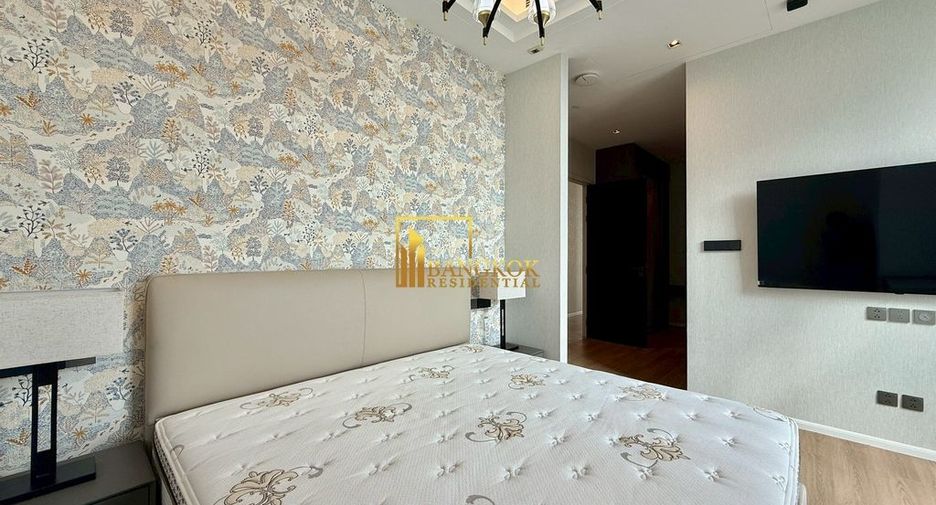 For rent 3 bedrooms condo in Khlong Toei, Bangkok
