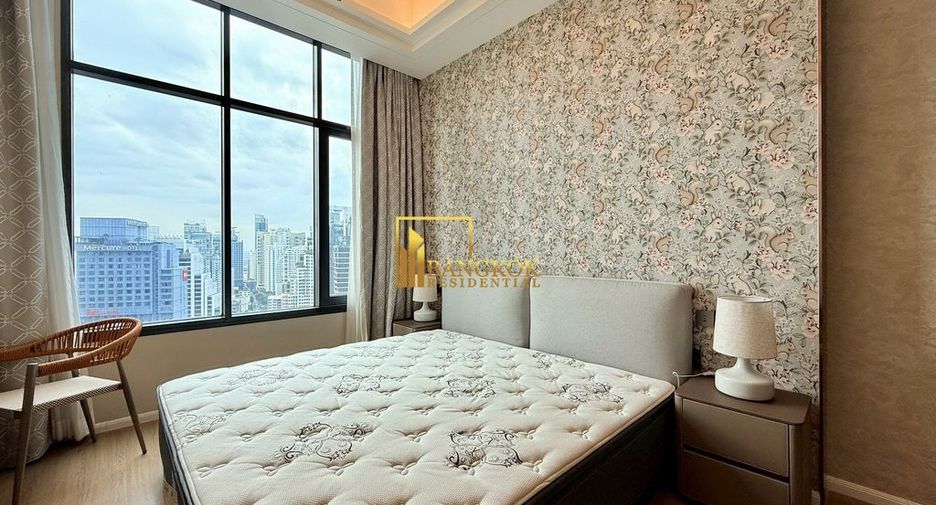 For rent 3 bedrooms condo in Khlong Toei, Bangkok