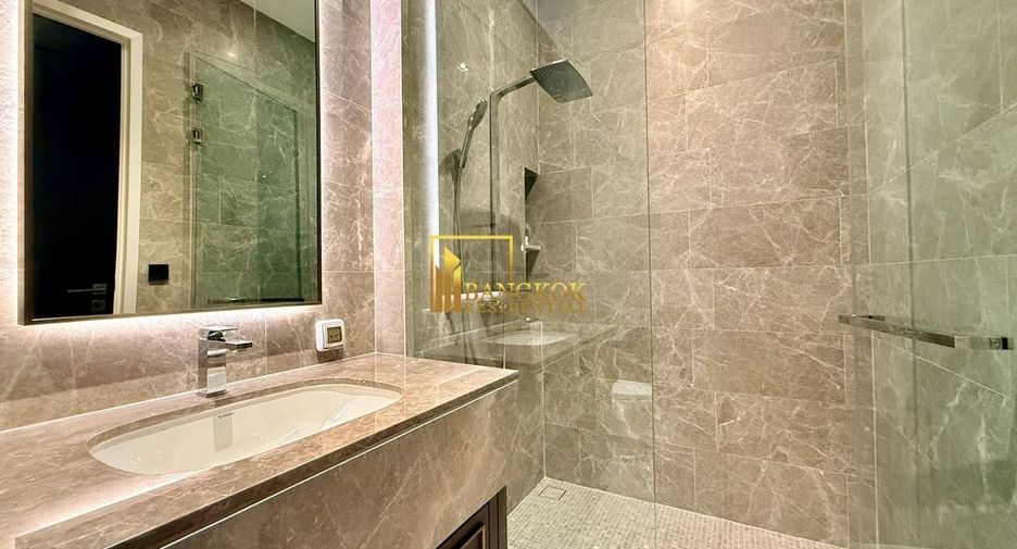 For rent 3 bedrooms condo in Khlong Toei, Bangkok