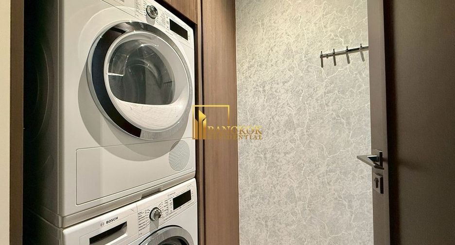 For rent 3 bedrooms condo in Khlong Toei, Bangkok