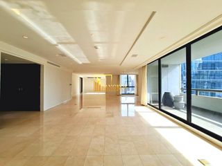 Condo en alquiler de 3 habitaciones en Pathum Wan, Bangkok