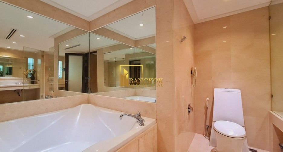 Wohnung zur Miete mit 3 Zimmer in Pathum Wan, Bangkok