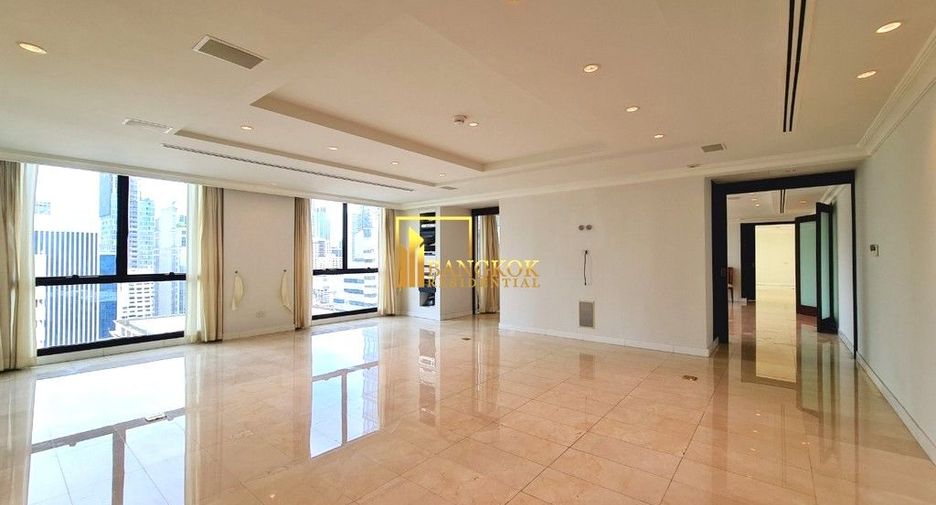 Wohnung zur Miete mit 3 Zimmer in Pathum Wan, Bangkok