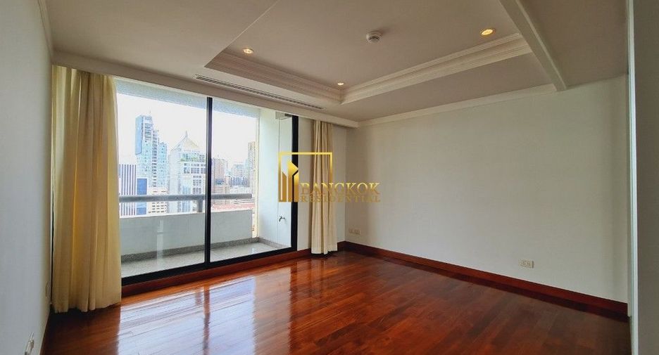 Wohnung zur Miete mit 3 Zimmer in Pathum Wan, Bangkok