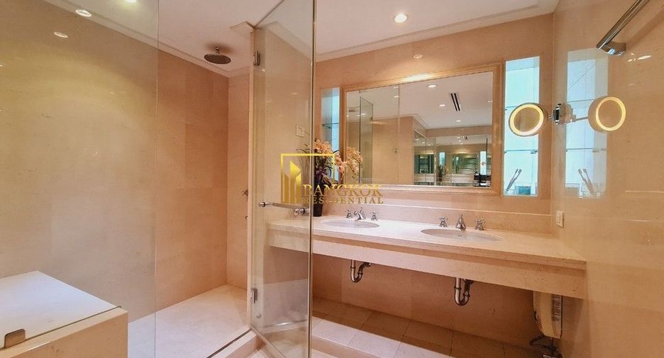 Wohnung zur Miete mit 3 Zimmer in Pathum Wan, Bangkok
