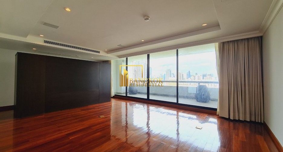 Wohnung zur Miete mit 3 Zimmer in Pathum Wan, Bangkok