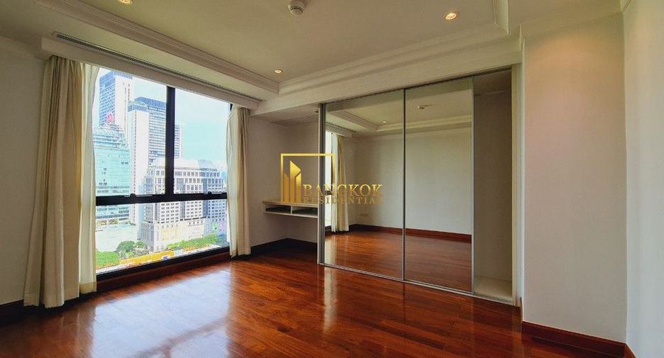 Wohnung zur Miete mit 3 Zimmer in Pathum Wan, Bangkok