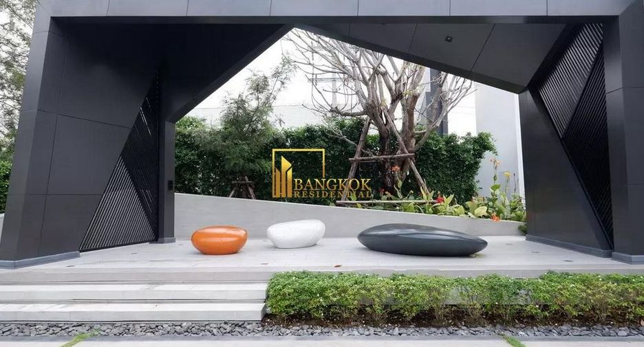 For rent 4 bedrooms house in Suan Luang, Bangkok