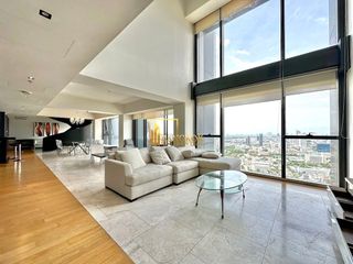 For rent 4 bedrooms condo in Sathon, Bangkok