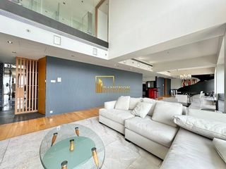 For rent 4 bedrooms condo in Sathon, Bangkok