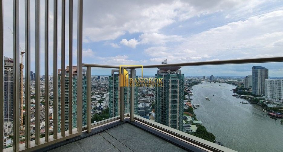 Condo en alquiler de 3 habitaciones en Bang Kho Laem, Bangkok
