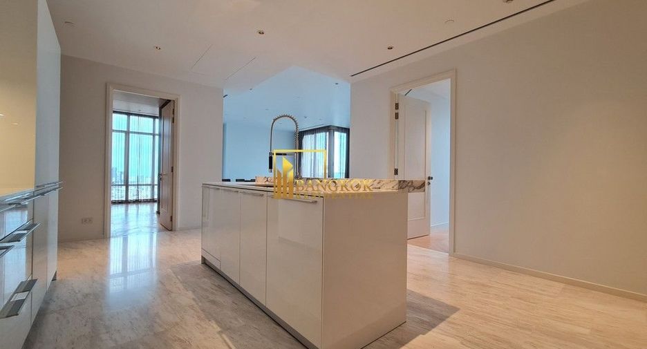 Condo en alquiler de 3 habitaciones en Bang Kho Laem, Bangkok