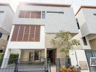 Haus zum Kauf mit 5 Zimmer in Huai Khwang, Bangkok