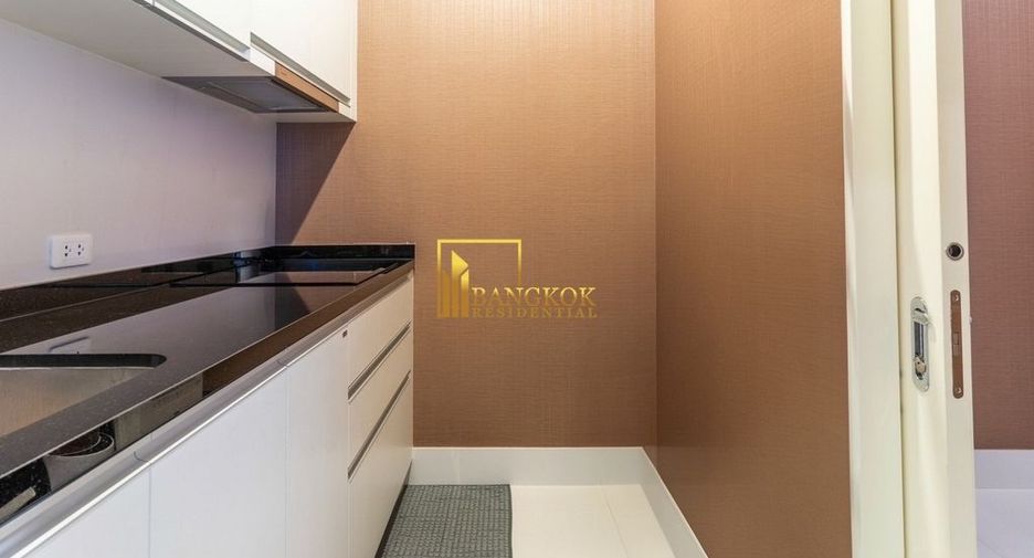 Condo en alquiler de 3 habitaciones en Sathon, Bangkok