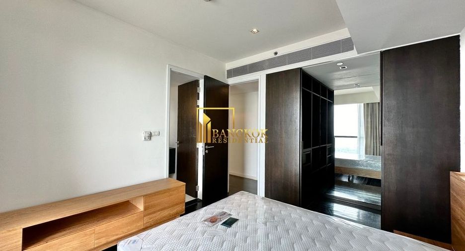 For rent and for sale 4 bedrooms condo in Yan Nawa, Bangkok