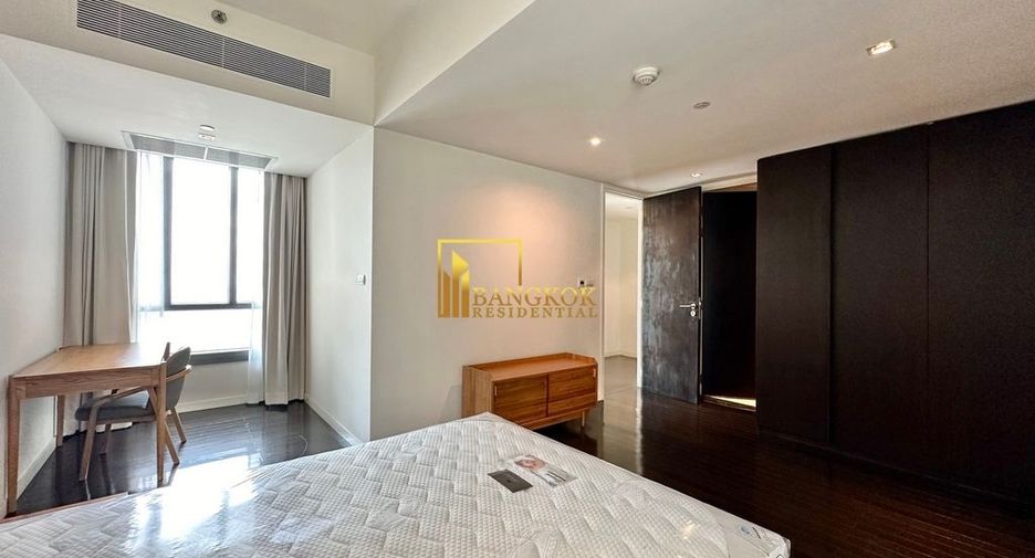 For rent and for sale 4 bedrooms condo in Yan Nawa, Bangkok