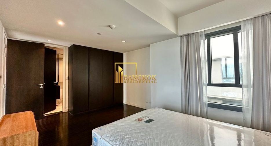 For rent and for sale 4 bedrooms condo in Yan Nawa, Bangkok