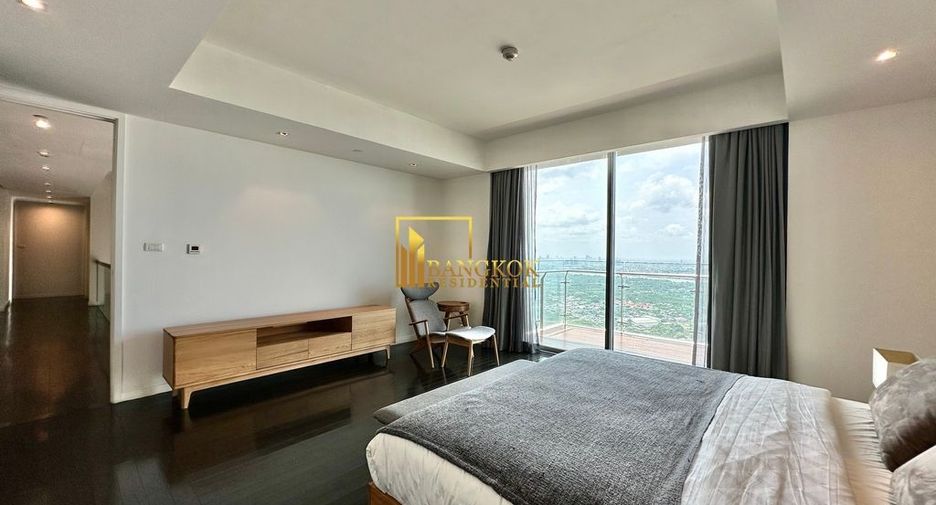 For rent and for sale 4 bedrooms condo in Yan Nawa, Bangkok