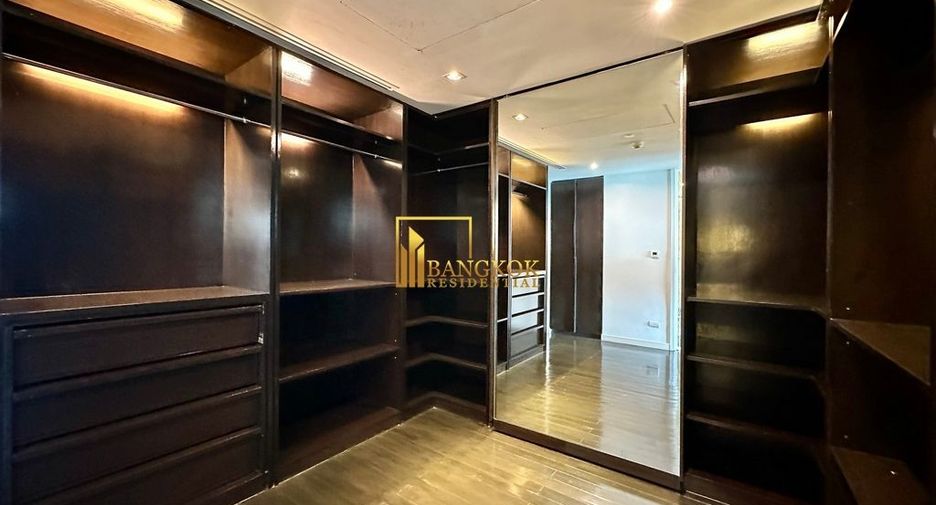 For rent and for sale 4 bedrooms condo in Yan Nawa, Bangkok