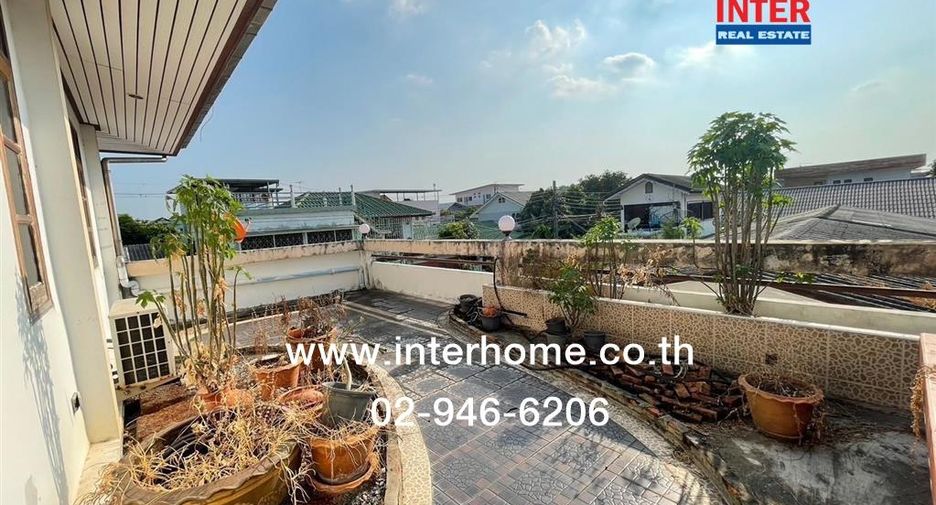 For sale 4 bedrooms house in Pak Kret, Nonthaburi