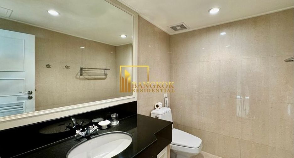 Apartamento con servicios en alquiler de 4 habitaciones en Watthana, Bangkok